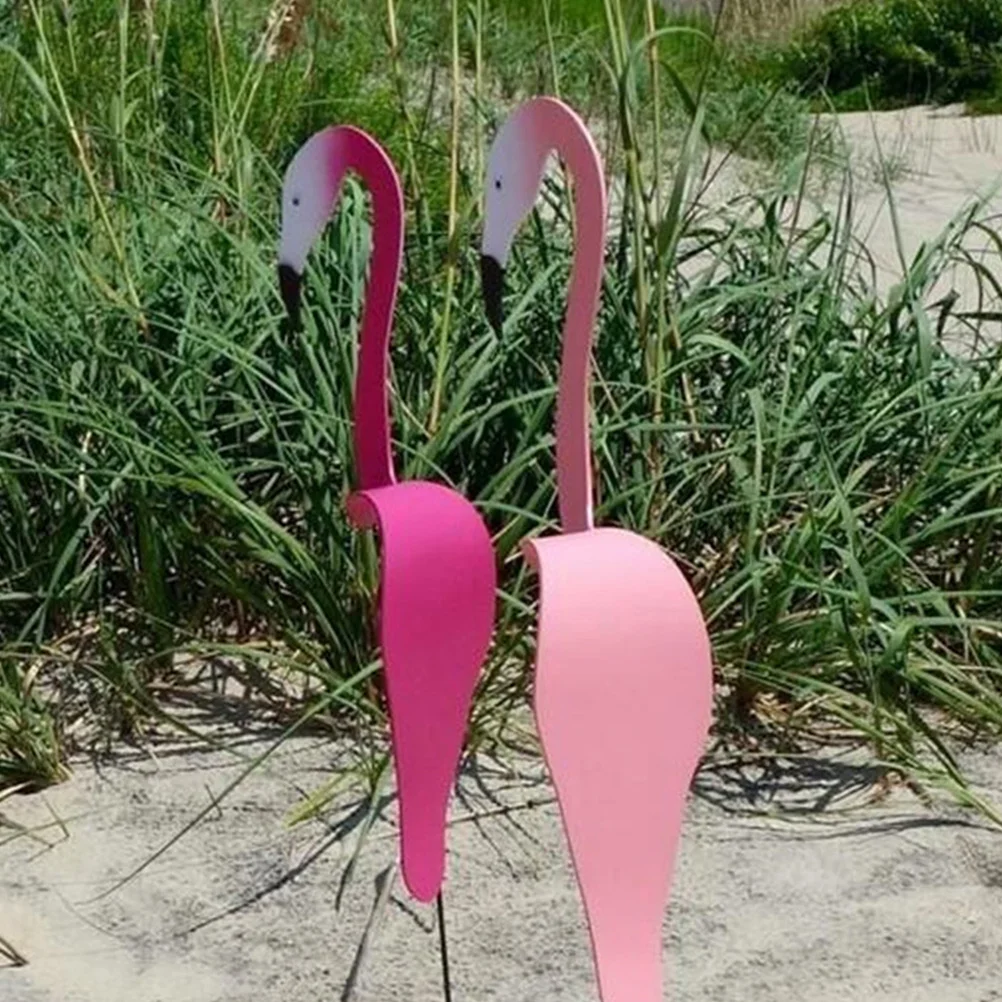 

Practical Swirl Flamingo Outdoor Decoration Weatherproof Durable Material Attractive Rotating Design Long-Term Use Backyard