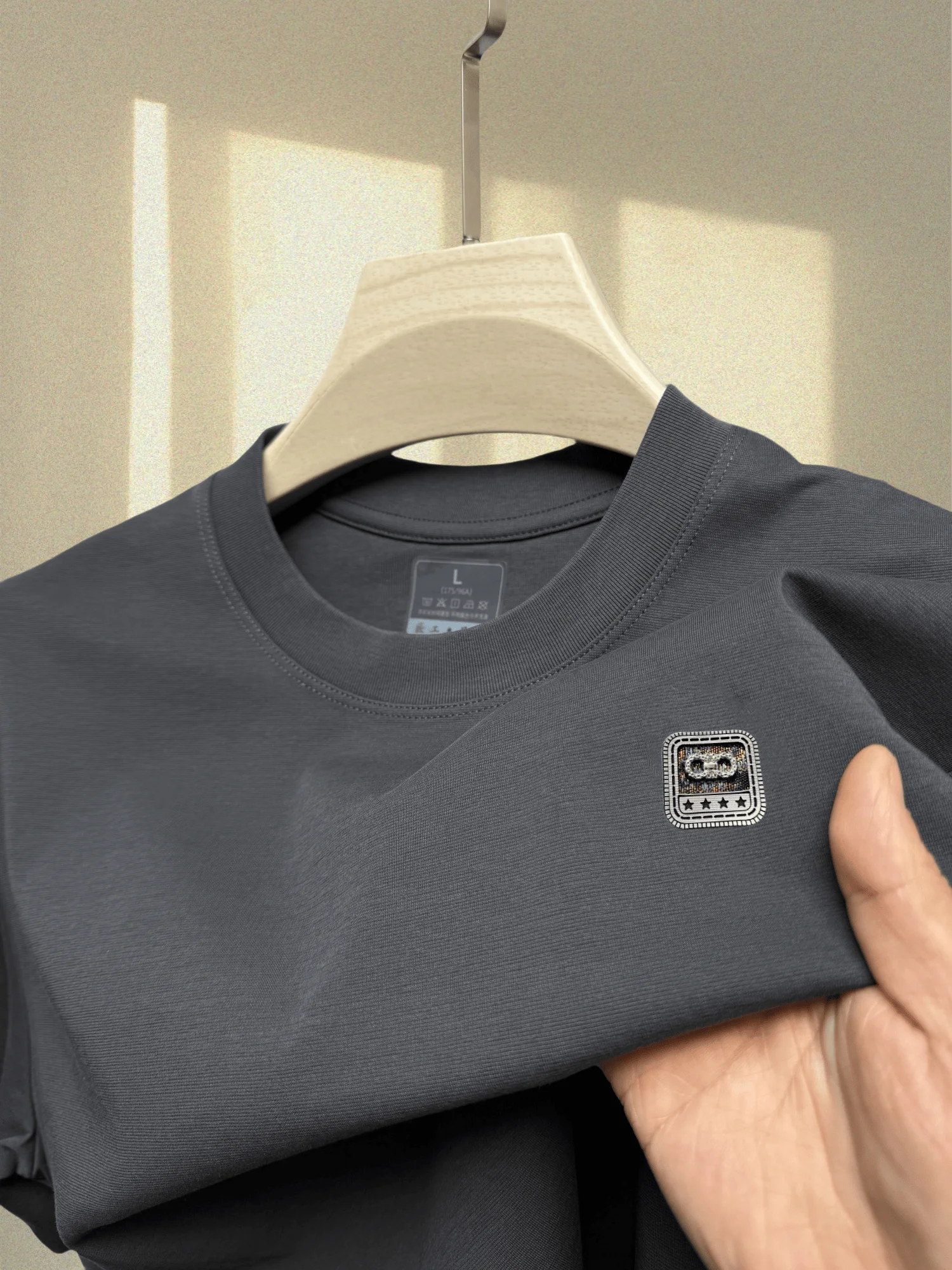 

Luxury custom high-end Tshirt summer new men's short sleeve casual comfortable breathable half sleeved exquisite brand badge top