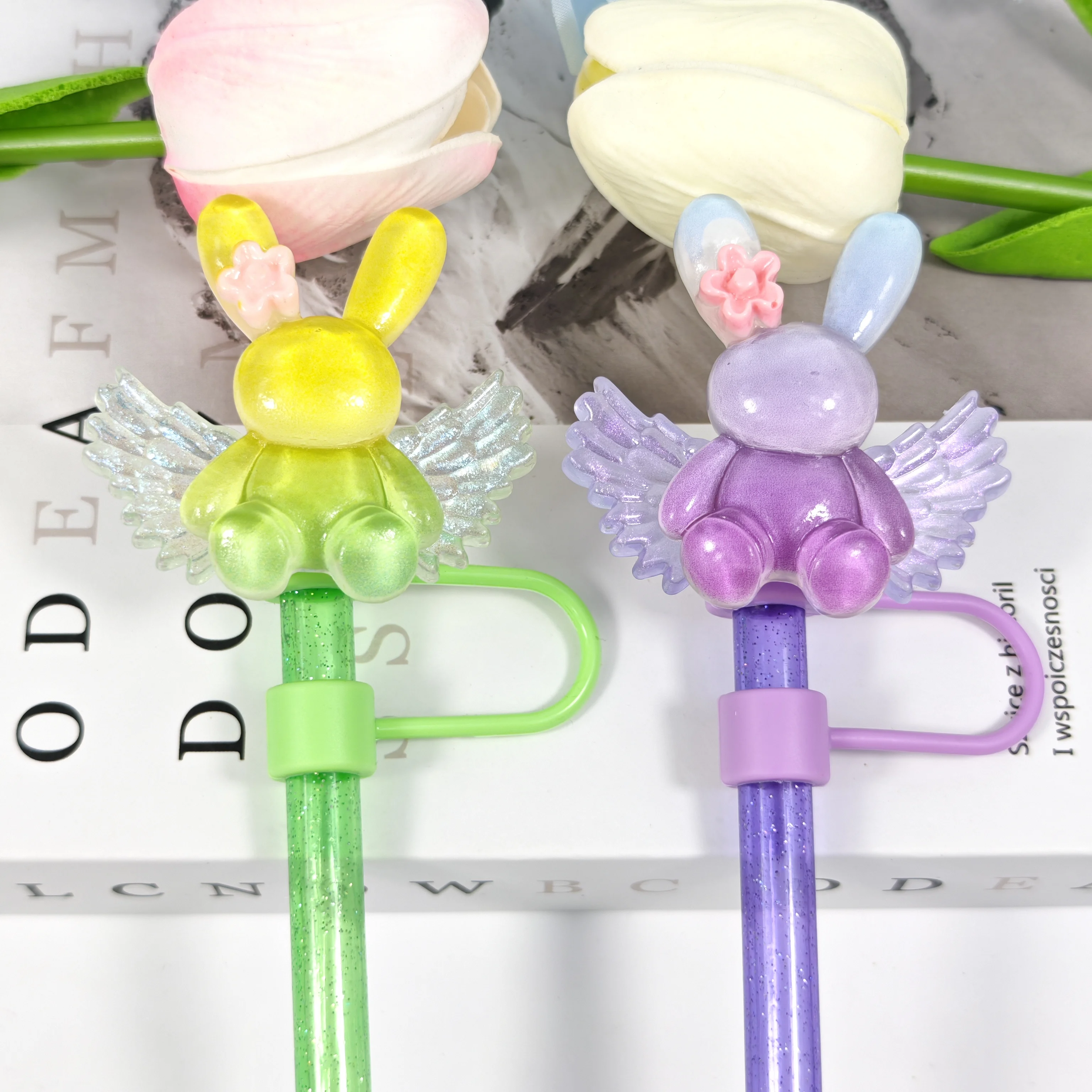 Neue Farbverlaufsfarbe Rabbit Angel Wing Series Strohabdeckung Staubkappe