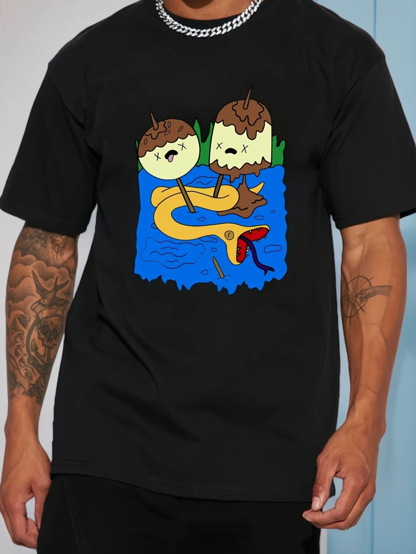 

Стильная футболка с графическим принтом — мягкая, дышащая, удобная, с коротким рукавом, мужская летняя уличная одежда