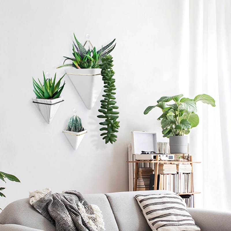 

Plant pots Nordic Triangle Wall Mounted Plant Holder Indoor Hanging Planter Geometric Vase Wall Succulent Home Decoration