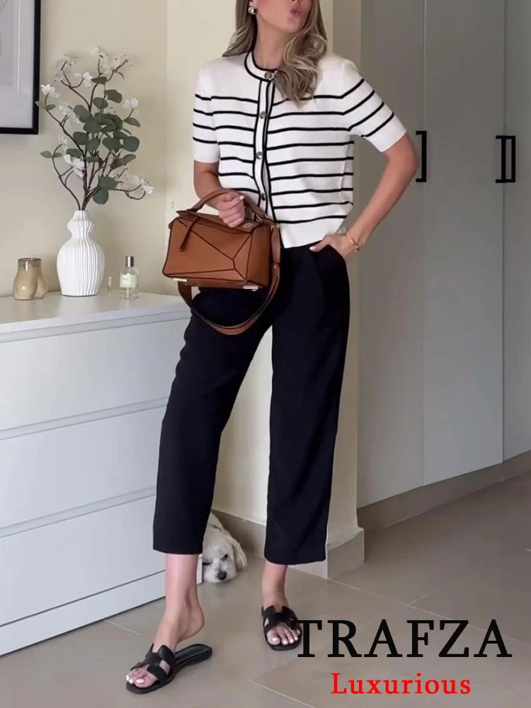 KONDALA Vintage Casual Chic kobiety Top w paski jednorzędowy z okrągłym dekoltem i półrękawem dzianinowy Top nowa moda 2023 jesienne wakacje Top