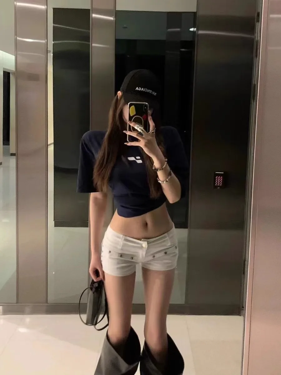 

Сексуальные белые джинсовые женские летние модные шорты трапециевидной формы с высокой талией, модные обтягивающие повседневные джинсы