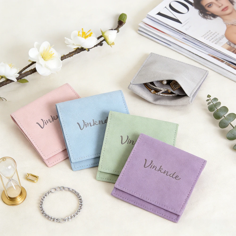 

100 шт., сумки для ювелирных изделий из микрофибры с логотипом 4x4 дюйма, бархатные серьги, кольца, браслеты, упаковочная сумка с разделителем пыли, подарочный мешок