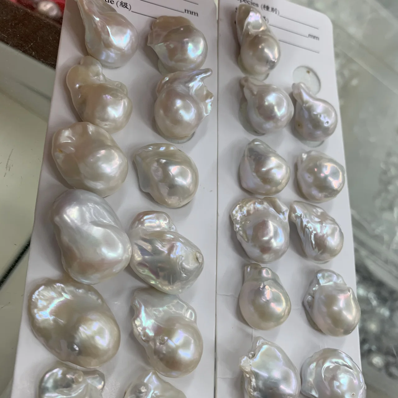 

Natural baroque pearl 16-20mm pair of pearl beads without hole baroque pearl