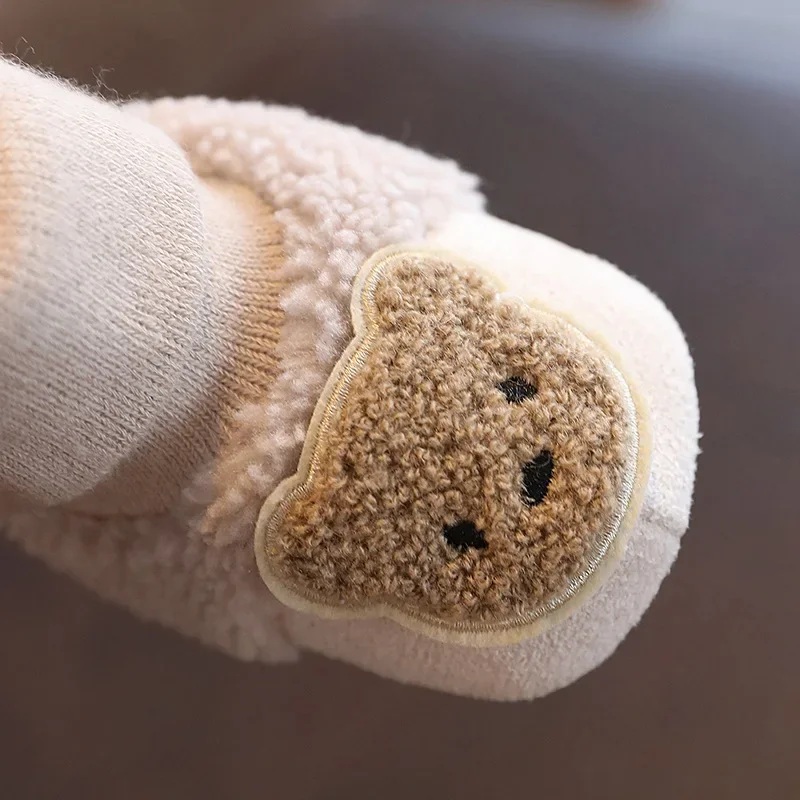 Babyschoenen Zachte Zolen Peuters 1-jarige Pasgeboren Jongens En Meisjes Verdikt En Warm In Herfst En Winter Niet Vallen