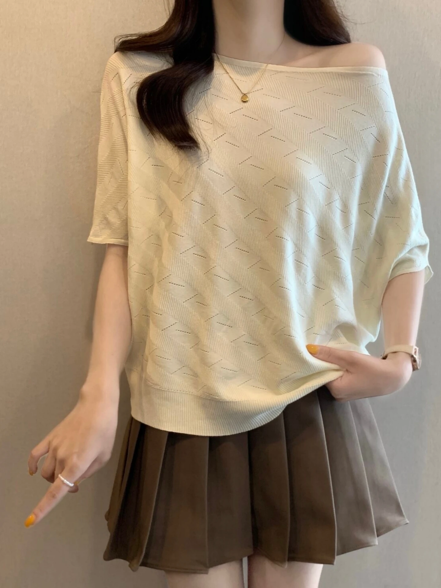 Slimming Ice Silk Batwing Sleeve T-Shirt Women's Summer Base Layer Shirt Shoulder Bared Diagonal Collar Comfortable Knitted Top
