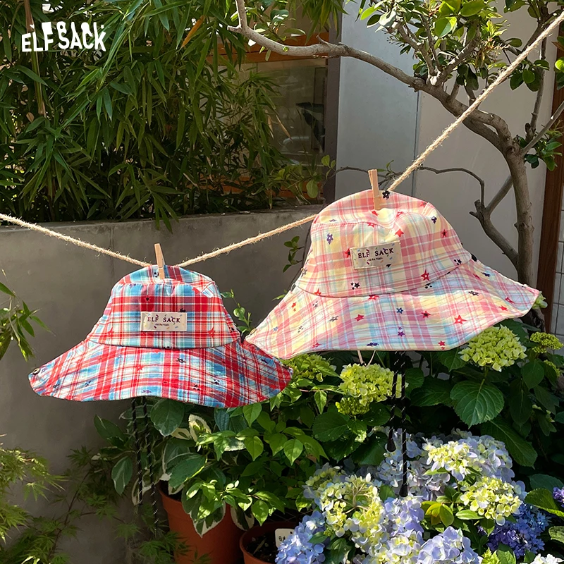 

ELFSACK Women's Plaid Star Print Bucket Hat, Adjustable Chin Strap Sun Hat with Wide Brim for Outdoor