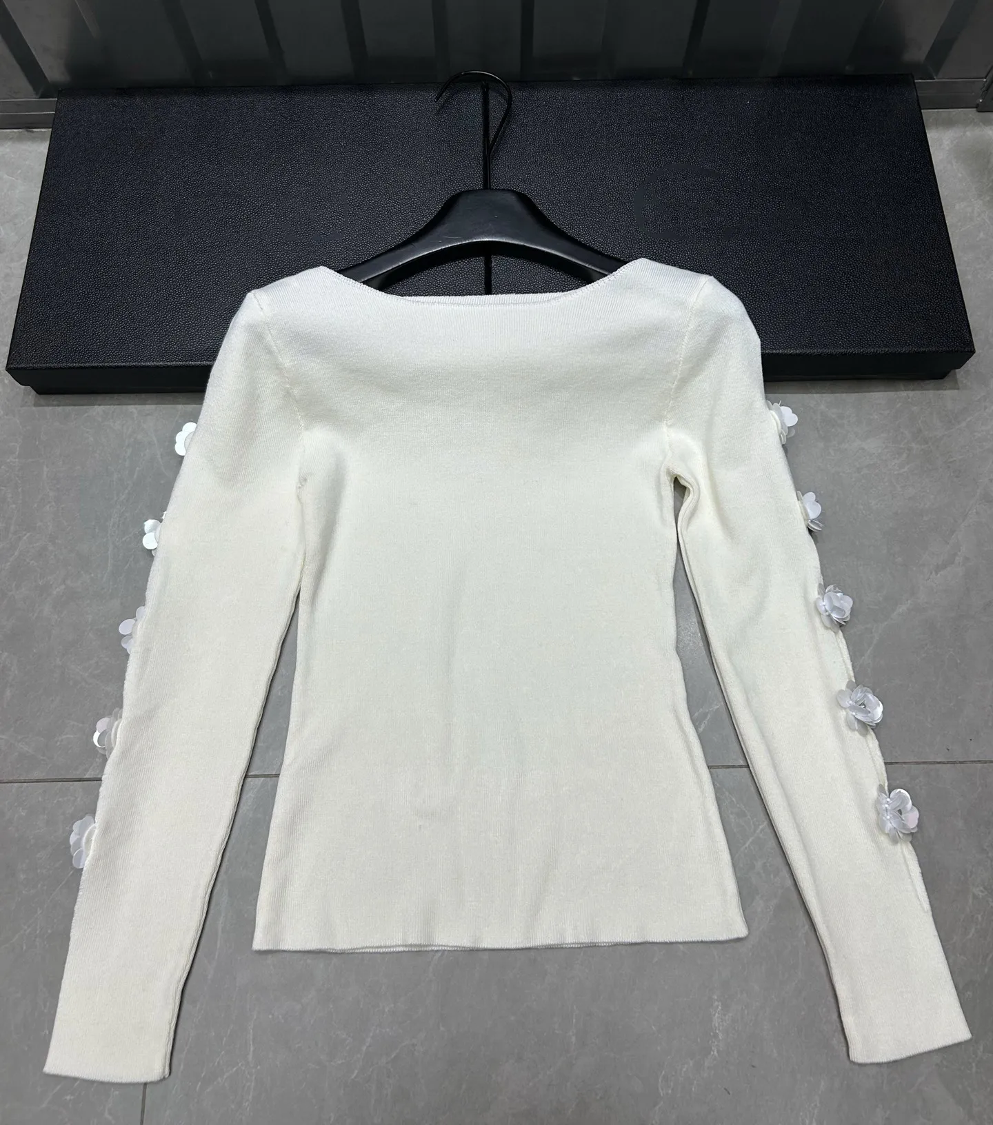 

Ladies Knitted 3D Sequin Floral Sweater Woolen Comfortable Elastic Autumn Fashion Women's Slim Fit Pullover Tops F70