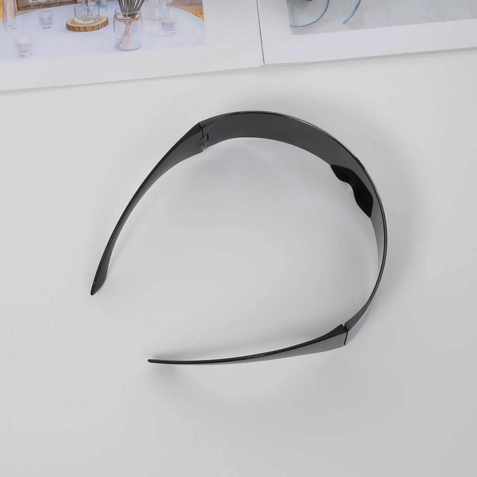 Silberne Metallische Spiegel-Sonnenbrille Futuristische Tech-Visor-Brille Y2K Punk Cosplay Rave Nachtclub Bühnenauftritt Party Eyewear – Detail 11