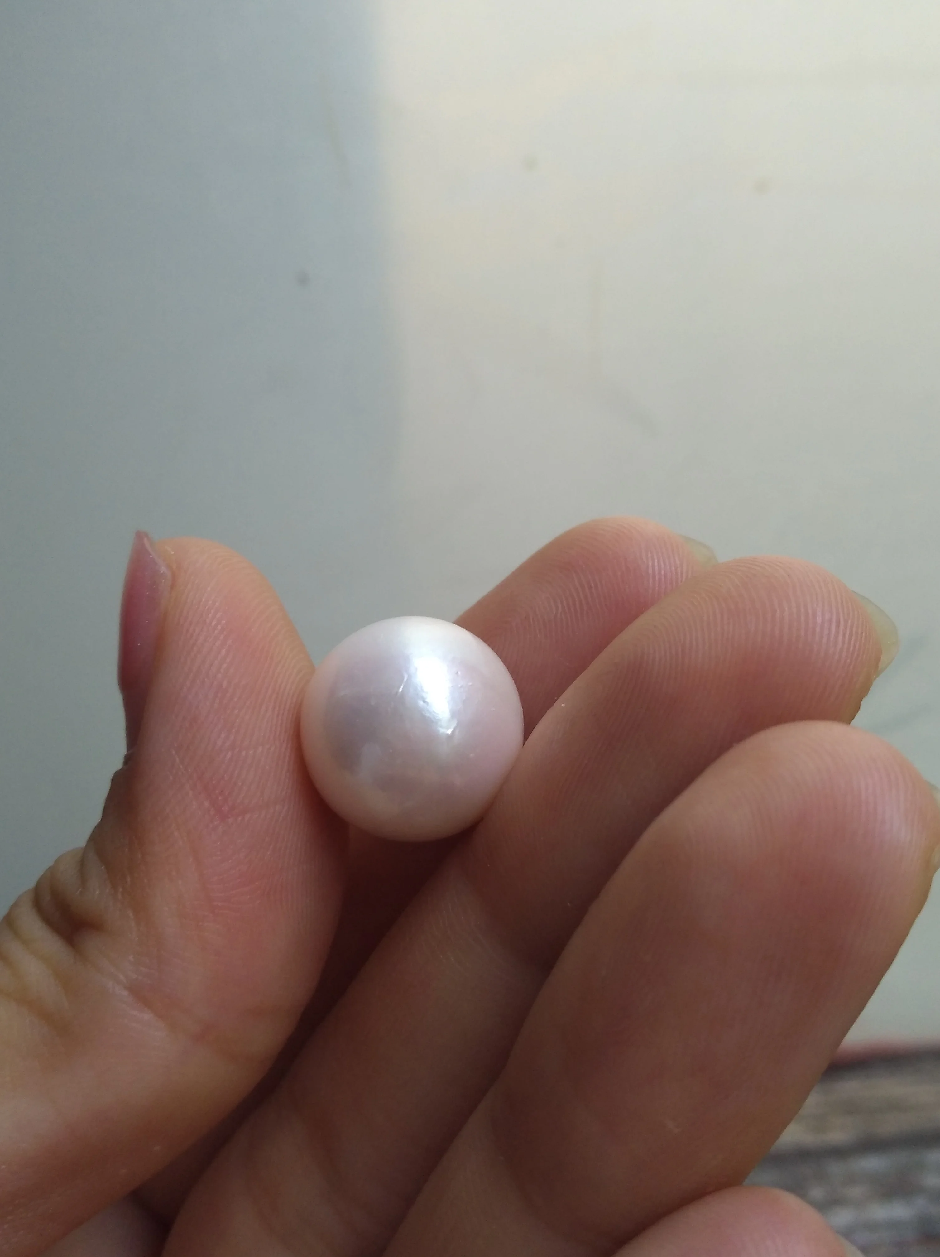 Real Natural 13mm South Sea Genuine White Round Pearl Half Drilled  Rings, pendants Videos and pictures are all taken in kind.