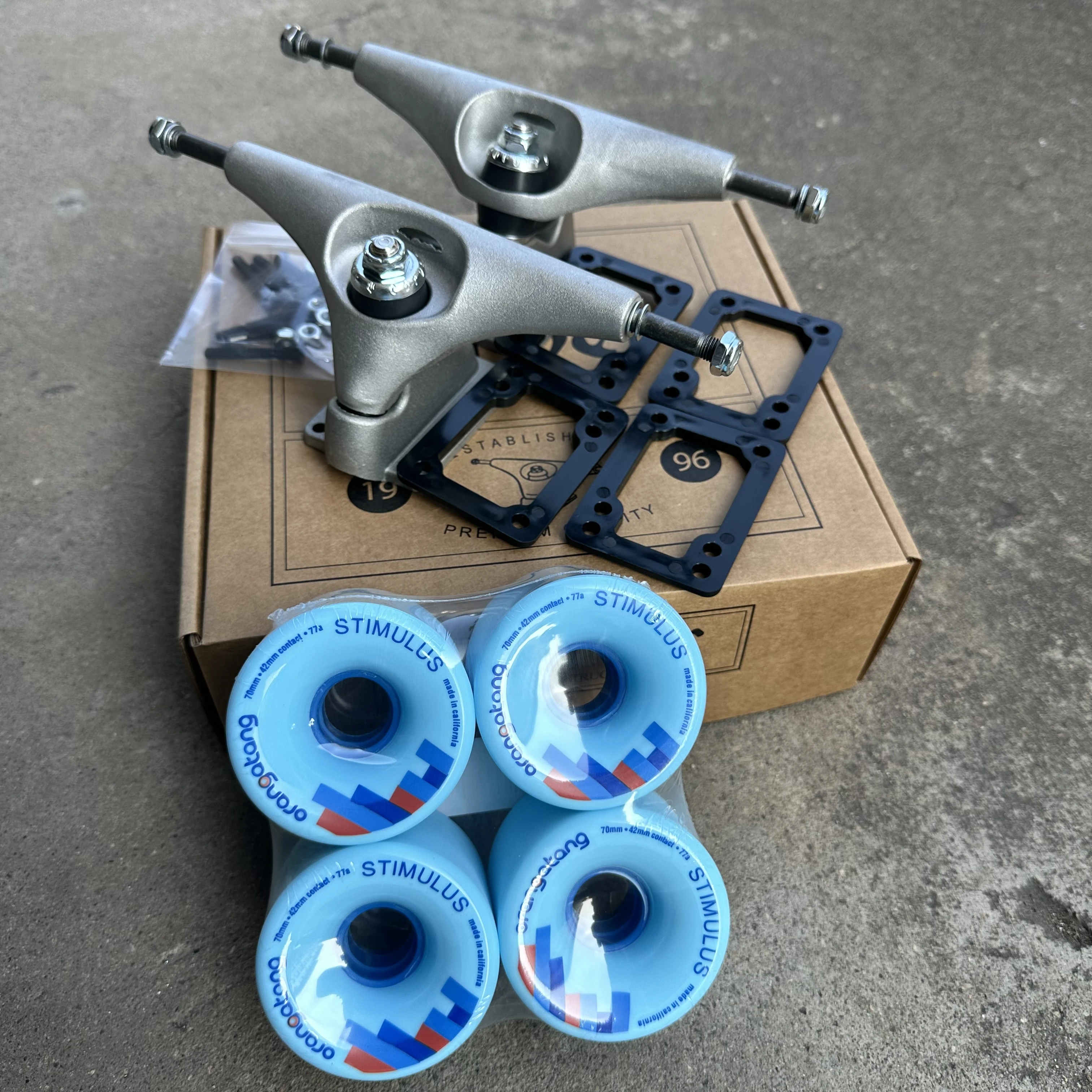 CX4 C5 Surf Skateboard Truck, Skate, Longboard Truck, Carementation Bearings, Car Wheels Together, dis