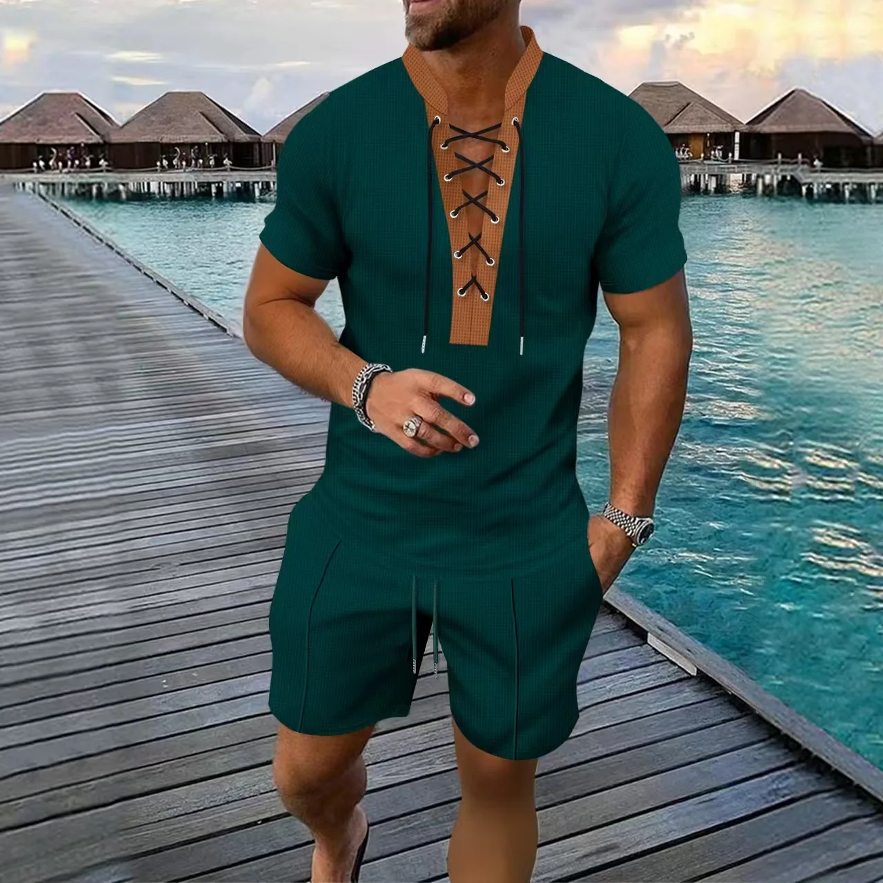 2025 Summer New Style Ruffled Ribbon Decorated Set of Casual Round-neck Patchwork Top + Fashion Shorts for Men - 2-Piece Set