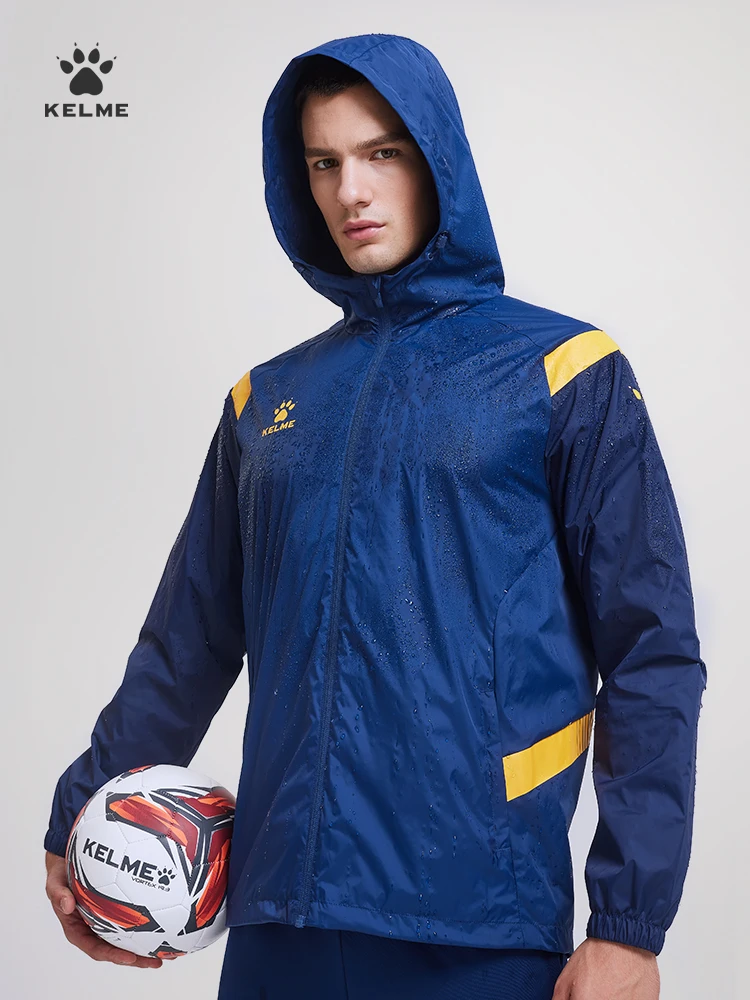 Kelme Training Football Raincoat Men\'s Autumn Fitness Running Hooded Outdoor Sports Coat Water Splashing Resistant Hooded Jacke