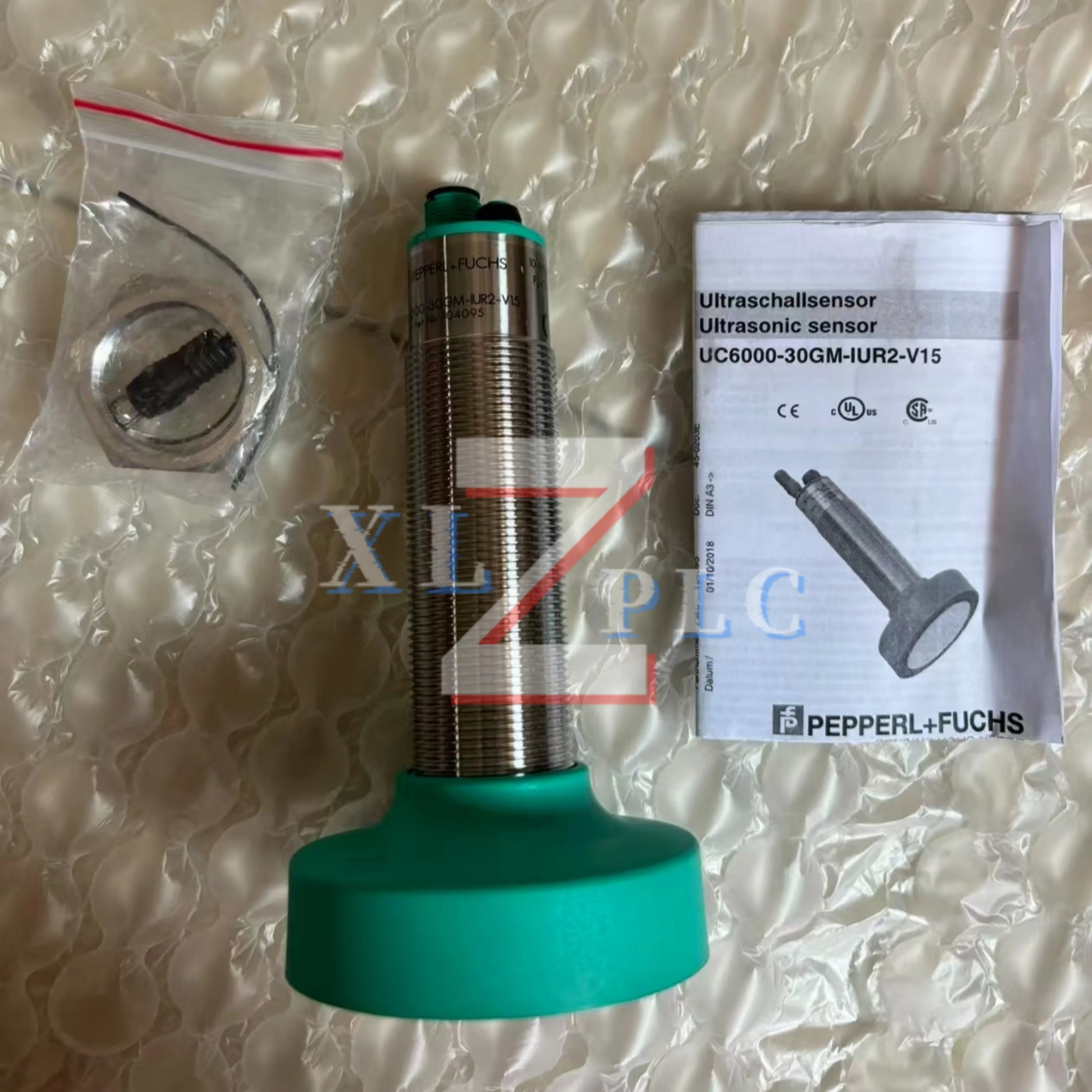 جديد في المخزون UC6000-30GM-E6R2-V15 UC6000-30GM-IUR2-V15 مستشعر بالموجات فوق الصوتية