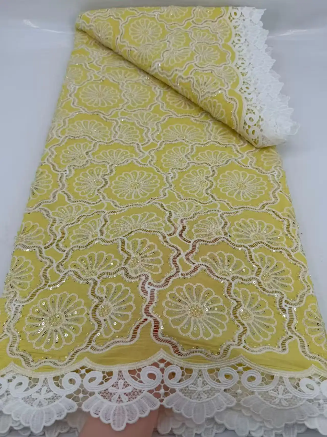 

African Sequins Lace Fabrics Fashion Nigerian Embroidery Beaded Tulle Lace Fabric 2026 High Quality For Sewing Cloth Party Dress