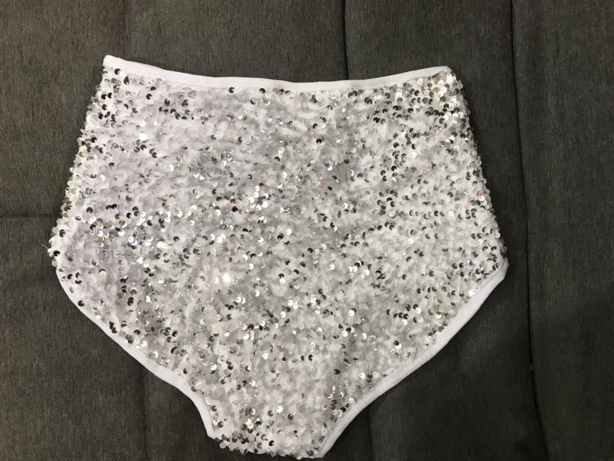 Donne Sexy Nightclub Bar Cantante Gogo Dance Team DS Lead Dance Costume Effetto scenico Pezzo super lucido nella borsa in vita Pantaloncini sui fianchi