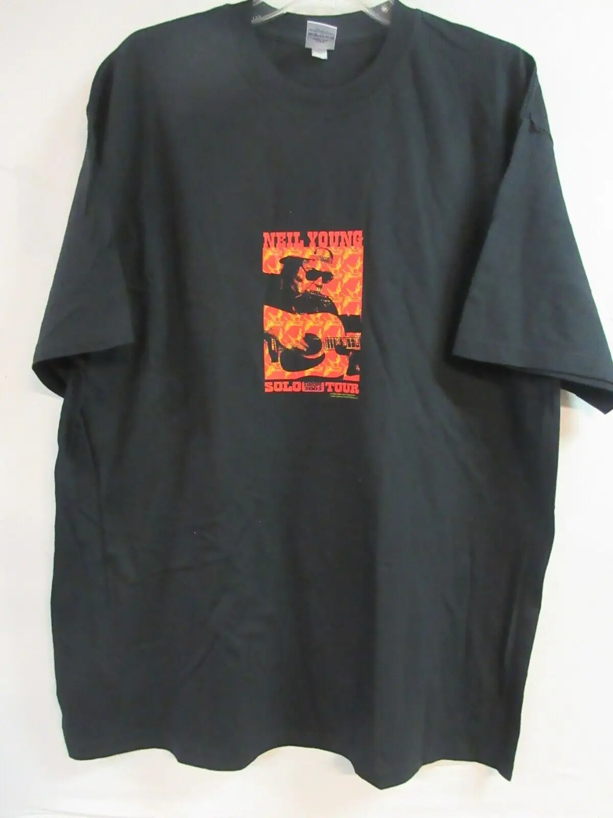 NEIL YOUNG OFFICIAL MERCH SOLO EUROPE 2003 CONCERT MUSIC SHIRT 2XL / XXL