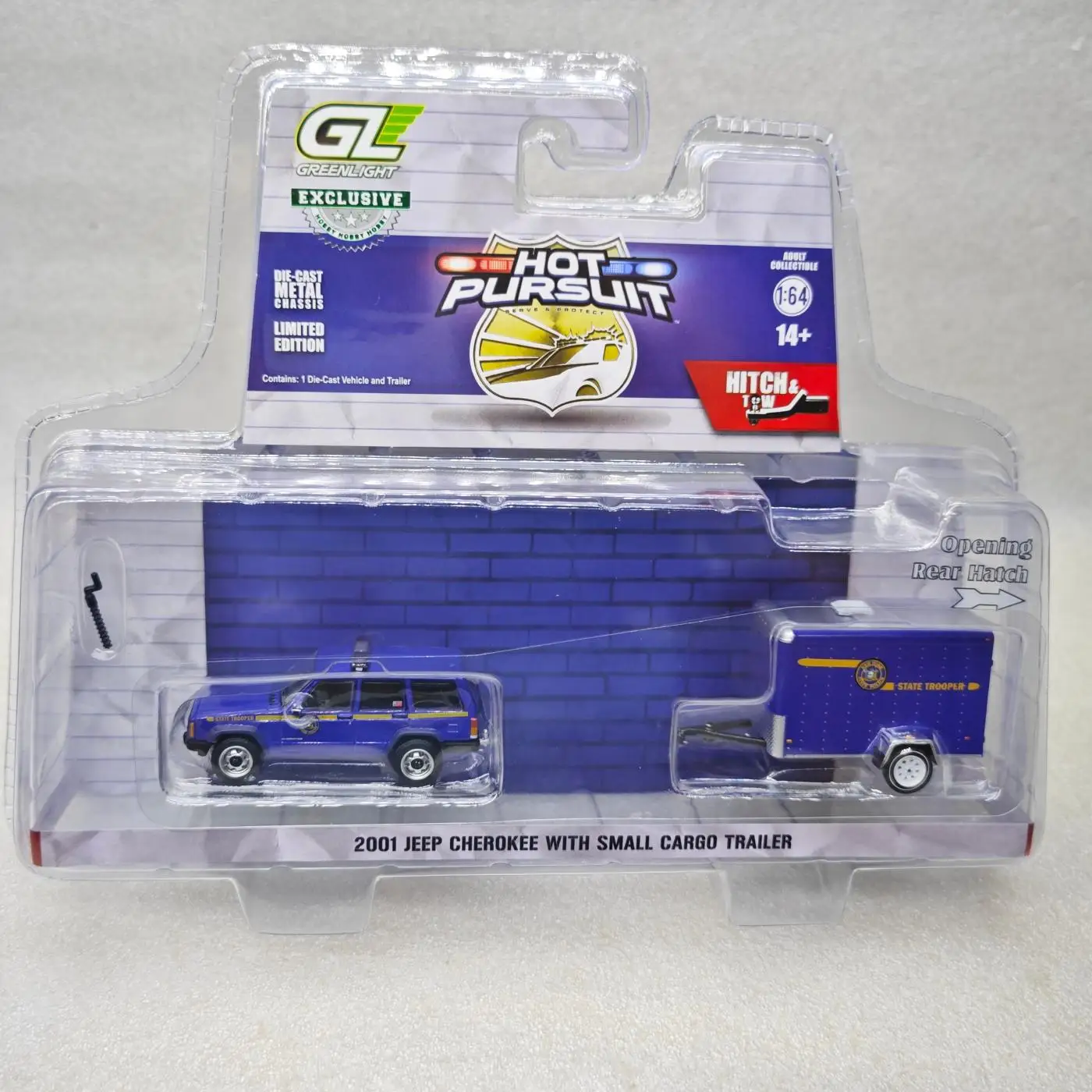 Green Light 1:64 Hot Chase Brown H&T Series 1 2001 Cherokee And Small Cargo Trailer - New York State PoliceMiniature AlloyM