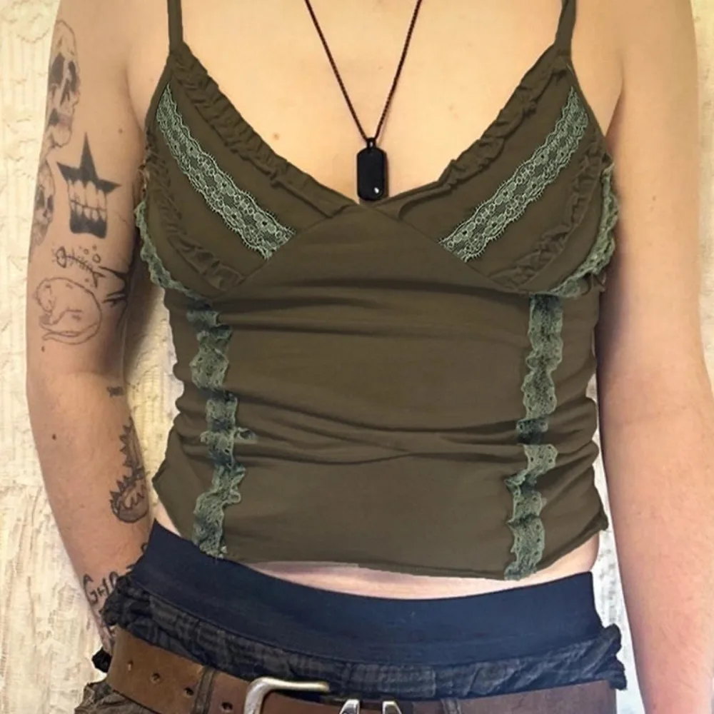 

Приталенный летний кружевной топ, легкая дакроновая мягкая Сексуальная майка с V-образным вырезом, кружевные комбинированные майки