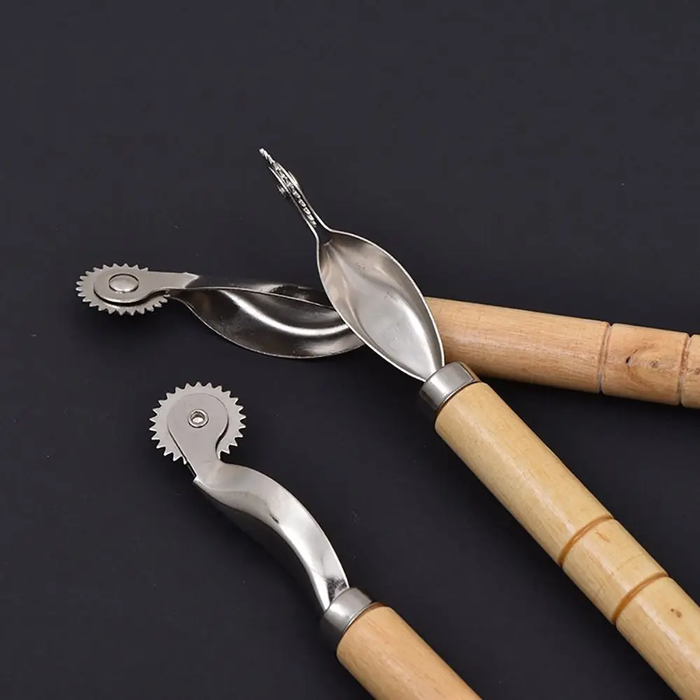1/2/3Pcs Wooden Handle Line Wheel Roller Leather Cloth Point Line Tailor Stitching Marker Serrate Edge Modeling DIY