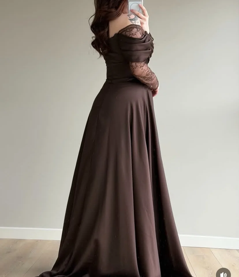 Elegant Scoop Neckline Prom Dresses Pleated Evening Dress Cocktail Dress Formal Wedding Party Dress Long Sleeves Customized image 3