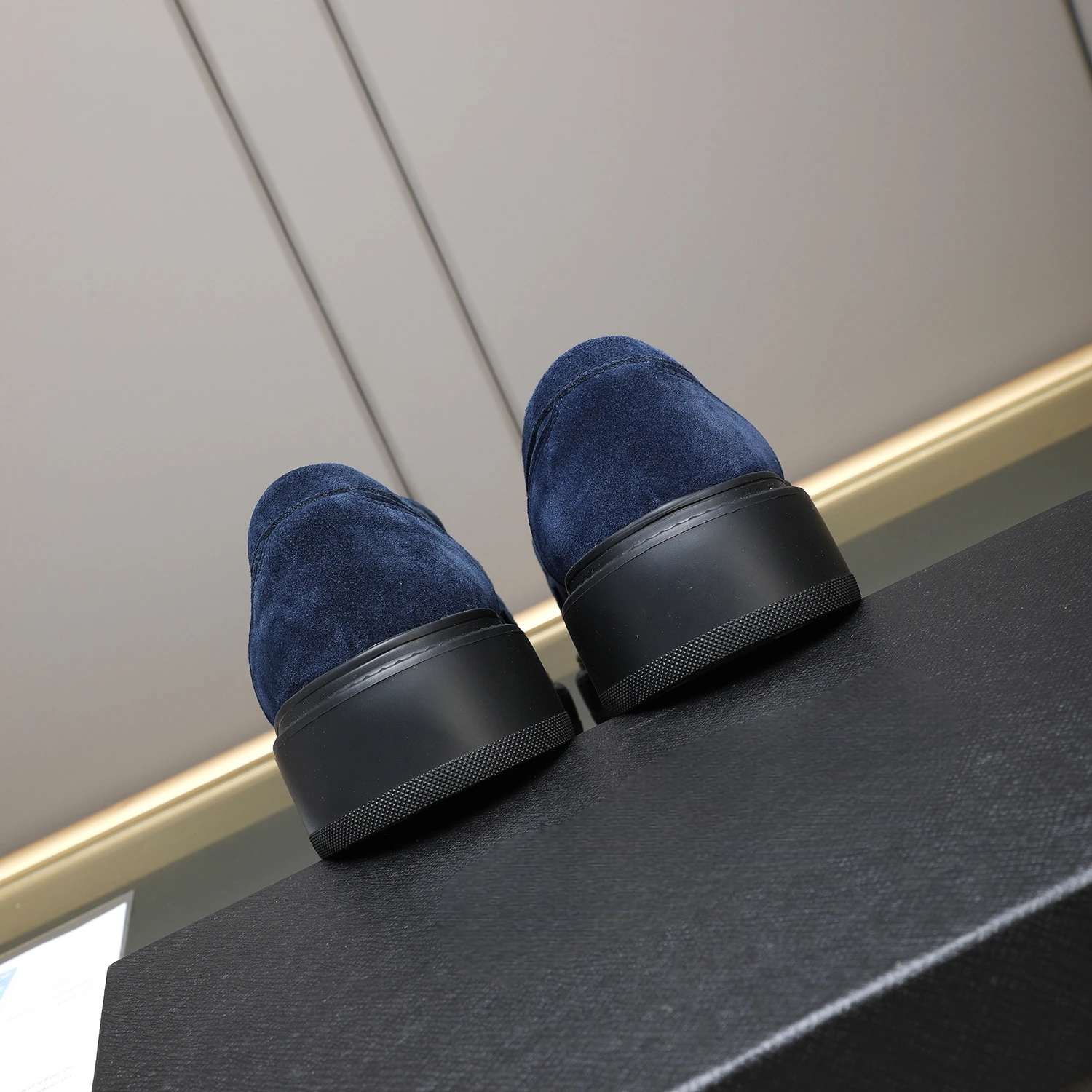 اليدوية أحذية رجالي العلامة التجارية الفاخرة المتسكعون جلد طبيعي حذاء كاجوال P نمط الجلد المدبوغ أعلى الحبوب جلد البقر فستان أحذية هدايا عيد