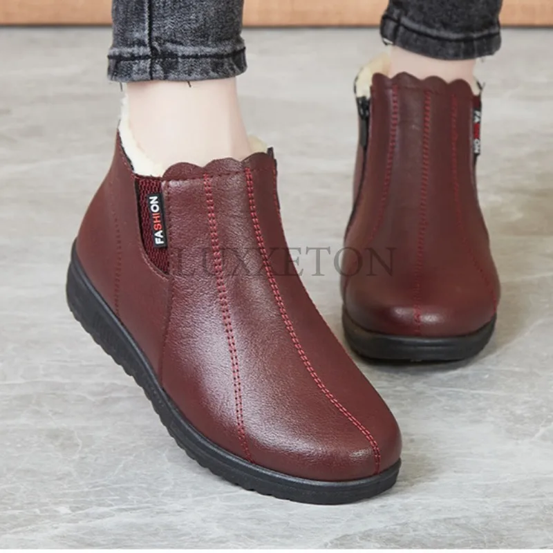 Flat Bottomed Low Heeled Round Toe Mother Shoes Elderly Cotton Shoes Soft Soled Short Boots Women Plush Warm Snow Boots