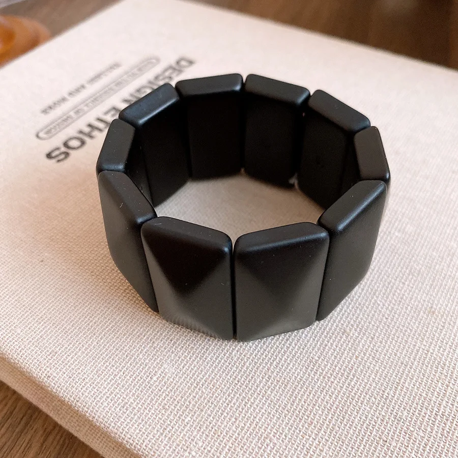 خمر الصلبة مربع واسعة الاكريليك أساور للنساء سحر تمتد الراتنج الكفة الأساور العصرية معصمه غلو مجوهرات 2026 متر