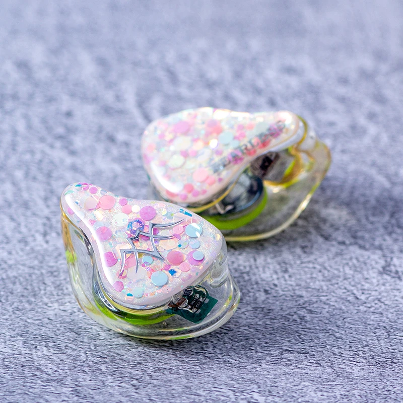 بروفانس لا يعرف الخوف 1DD + 2BA سماعات Sonion الهجينة 3 برامج تشغيل 3 تكوين قسم التردد 0.78 مم كابل 2Pin قابل للفصل