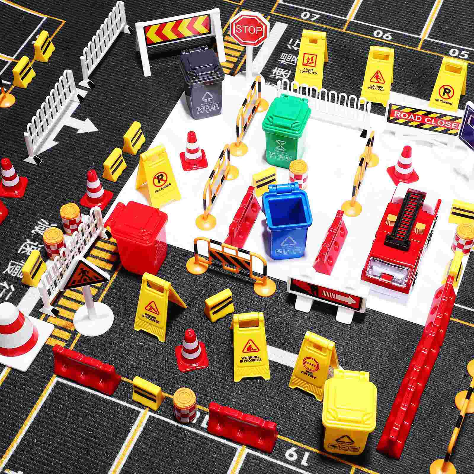 105pcs Road Sign Toy Models Street Road Signs Playset City Traffic Light Signs Simulated Scene Toy traffic signs for kids