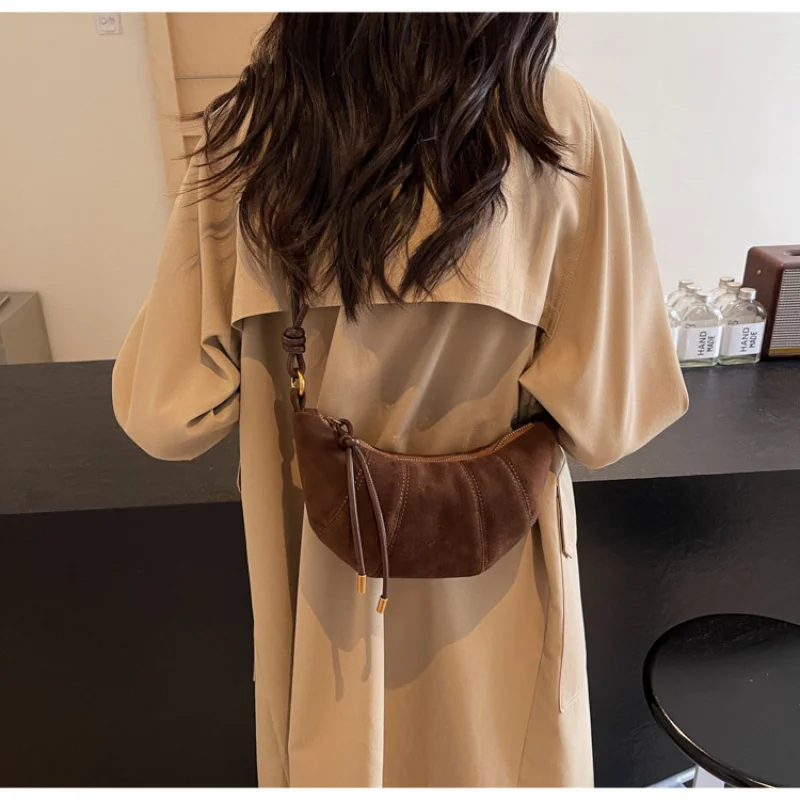 

Velvet material zipper 2025 high quality shoulder bag solid color simple fashionable crossbody bag soft western style handbag