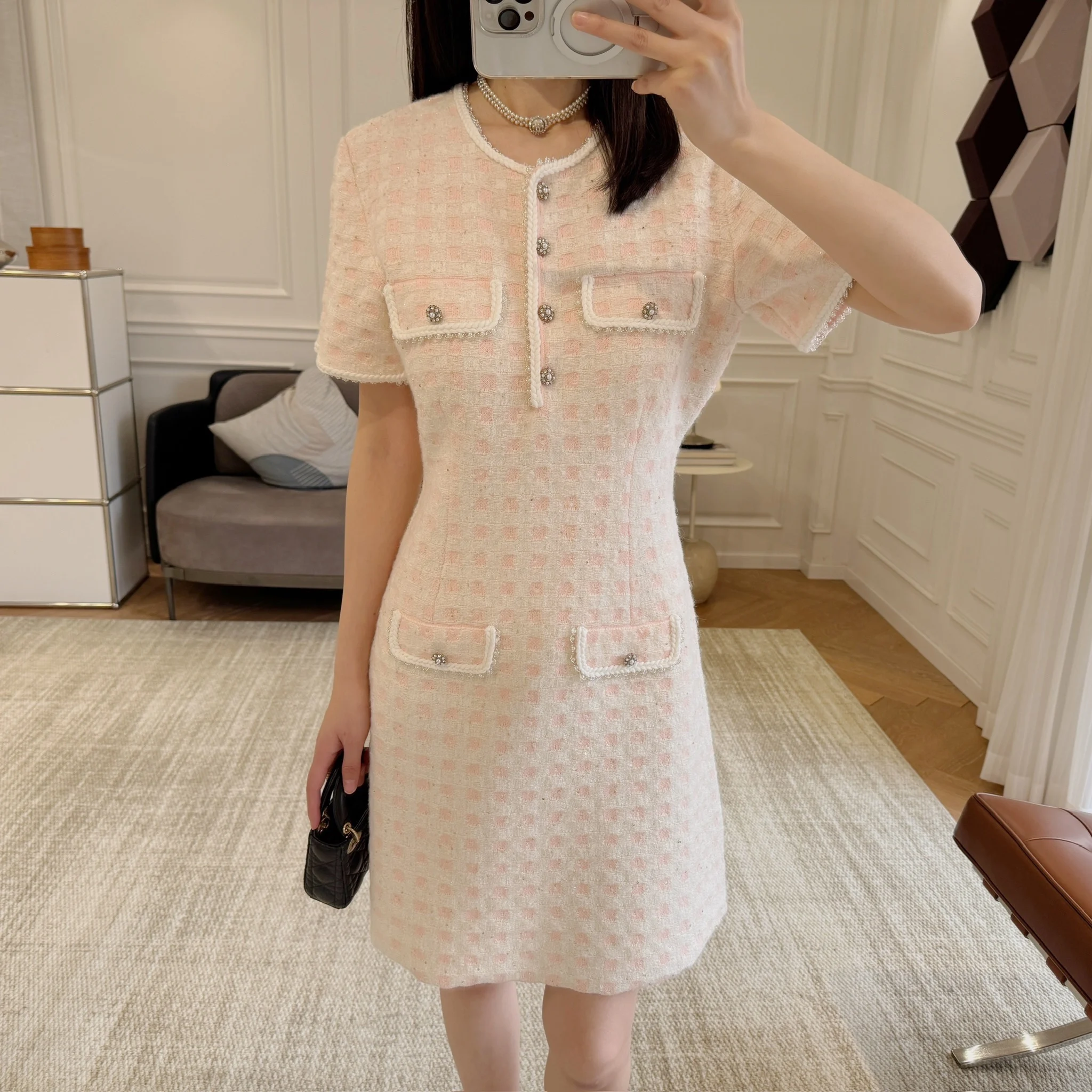 New women's pink and white check small fragrance work beaded floral border beaded knit cardigan dress