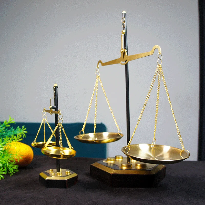

Creative Justice, Fair Scale, Pendulum, Weighing Scale, All Metal Desktop Decorations, Gifts, Crafts