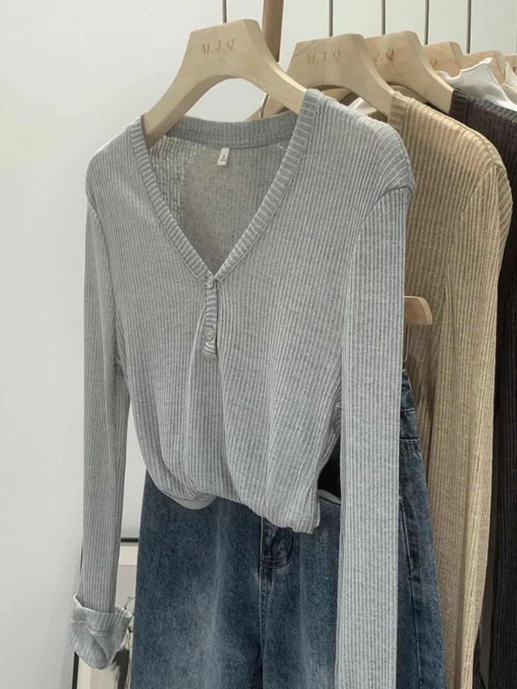 Black Long Sleeve T-shirt For Women V Neck Button Tshirts Sexy Slim Korean Thin Spring Summer White Tops Basic Tee Shirt Clothes