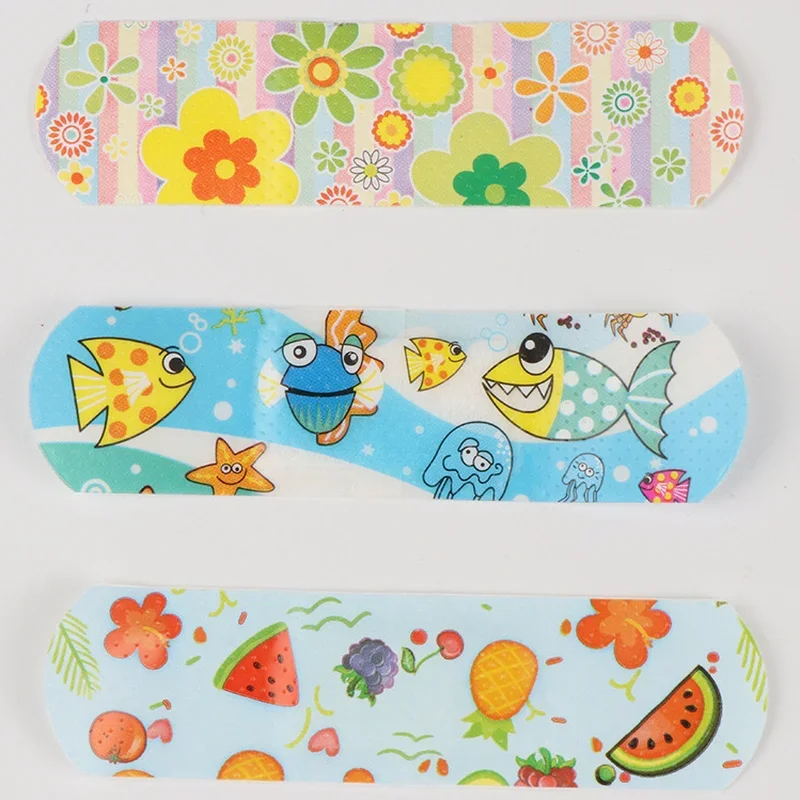 100 ชิ้น/เซ็ตโปร่งใส Band Aid การ์ตูนกันน้ํา First Aid Wound Dressing พลาสเตอร์สําหรับฉุกเฉินผ้าพันแผลกาว