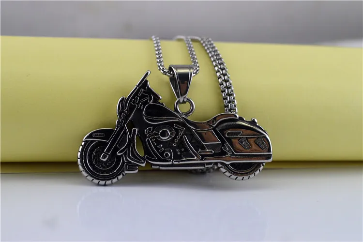 Domineering Fashion Hip-hop Motorcycle Pendant Necklace Men\'s Cycling Rock Trend Jewelry