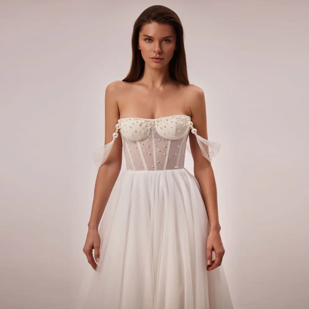 تخصيص جذاب جديد بسيط حمالة الرقبة ألف خط فساتين الزفاف بوهو مطرز اللؤلؤ كاب كم قطار المحكمة ثوب الزفاف