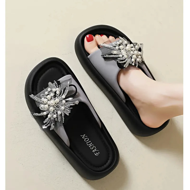 

2026 New Women's Summer Hot Sandals, Internet Celebrity One Word Slippers, Fashion Half Slippers