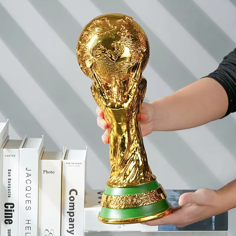 Op voorraad 2026 FIFA World Cup Trofee Model Ornament Voetbal Trofee Model Voetbalfan Herdenkingsdecoratie Collectie Cadeaus