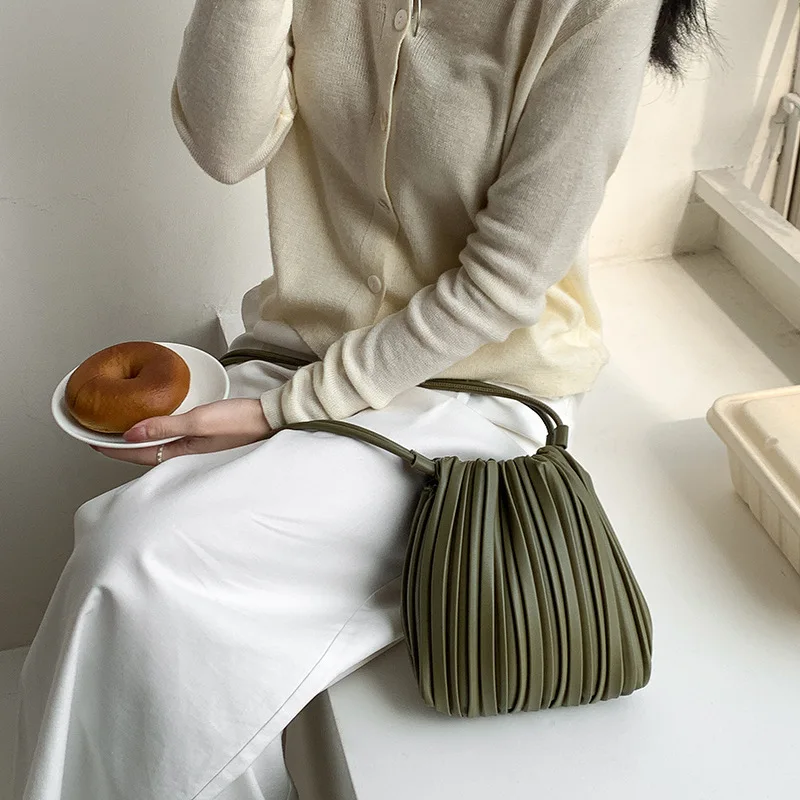 2026 French-style PU Pleated Crossbody Bag – Spring/Summer New Release, Korean-inspired Boutique Design, Magnetic Bag for Women