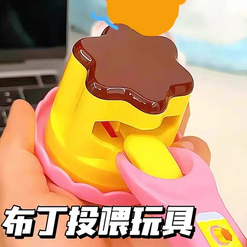 食品給餌プディング給餌おもちゃシミュレーションロールプレイキッチンイチゴプディングおもちゃごっこ遊びおもちゃキッズギフト