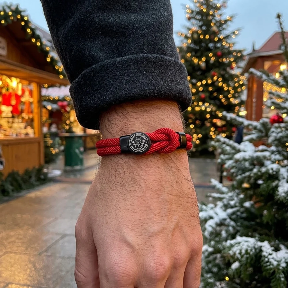 Men Red Green Braided Rope Bracelet Wristband Snowman Engraved Charm Bracelet Women Christmas Day Jewelry Gift