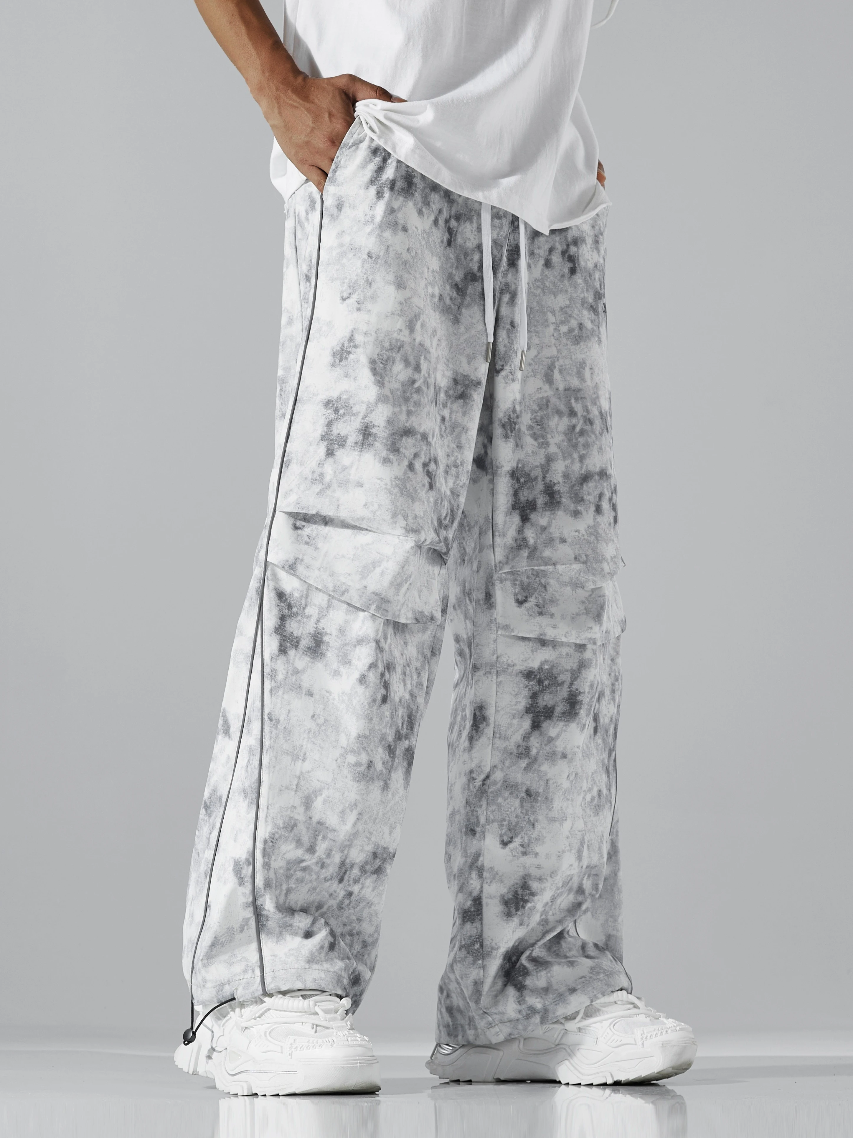 

Men's Tie-Dye Baggy Sweatpants 2025 New Casual Loose Wide-Leg Pants Elastic Waist Drawstring with Side Zipper Trendy Streetwear
