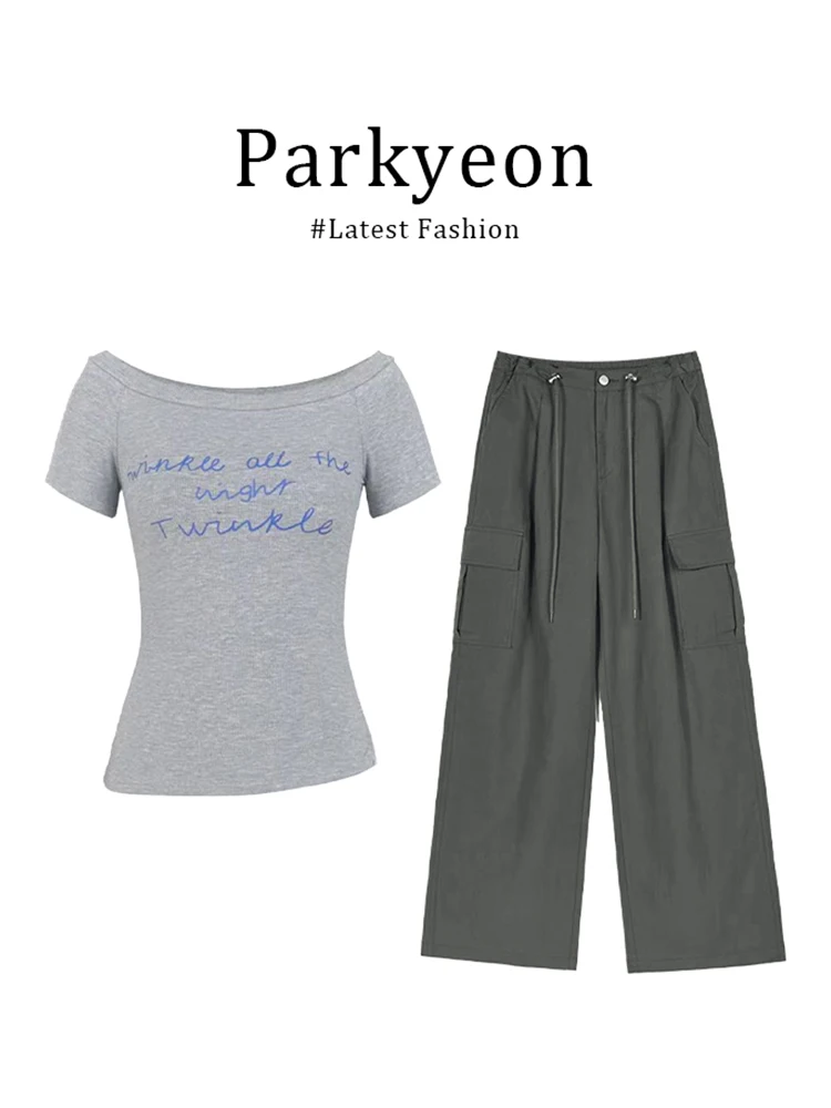 

Korean Style Short Sleeve Printed T-Shirt And Work Pants Two-Piece Set Light Weight Casual Summer Outfit for Women