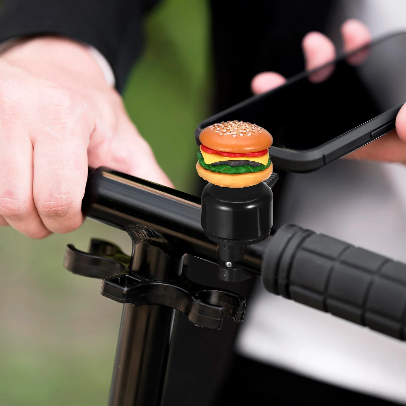 

1pcs Bicycle Hamburger Shape Bike Scooter Bell Road Cycling Cartoon Bell For Handlebars Mountain Bike Outdoor Riding