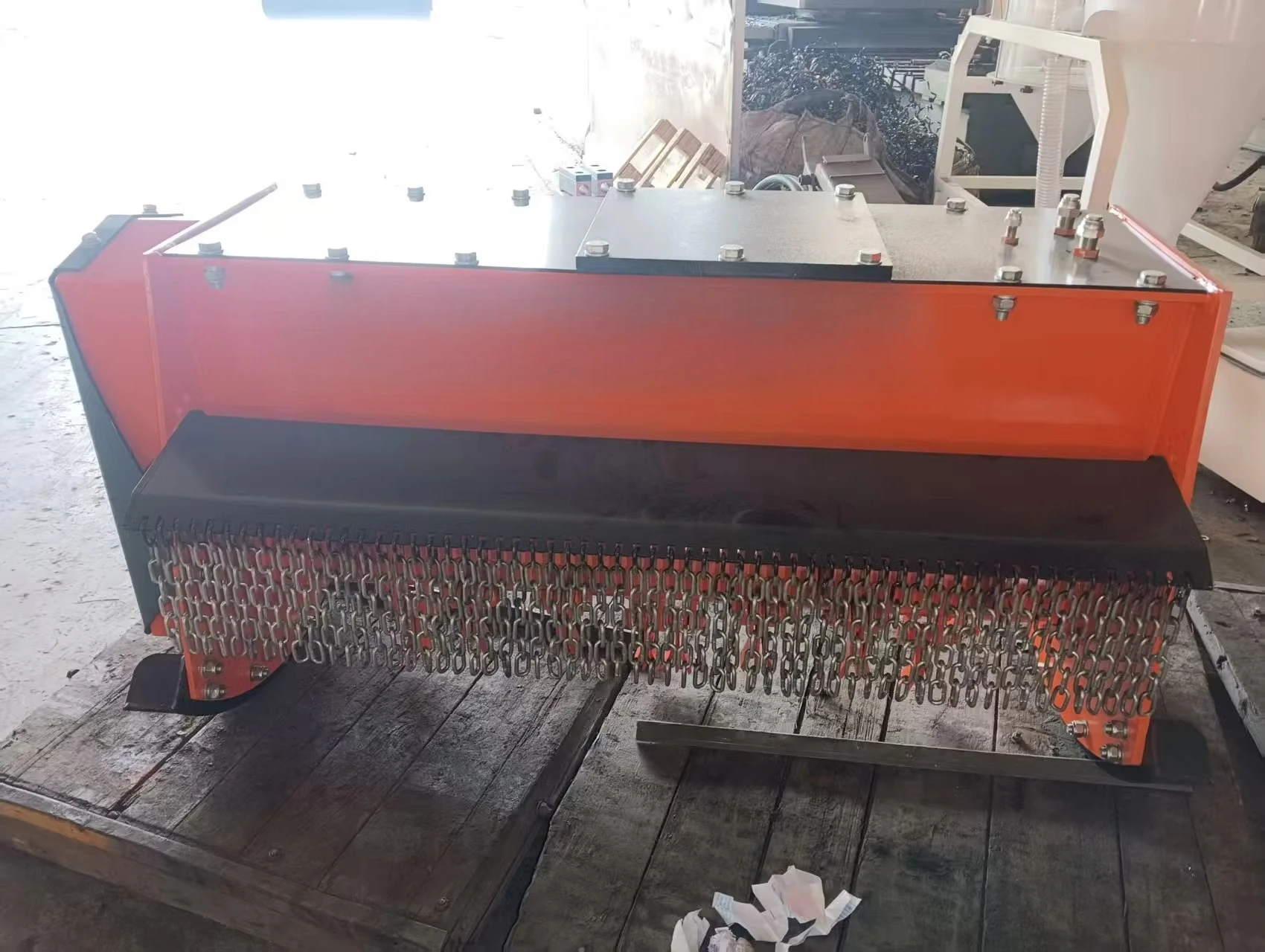 2,5–3 Tonnen großer, montierter Rasenmäher und Dreschmäher