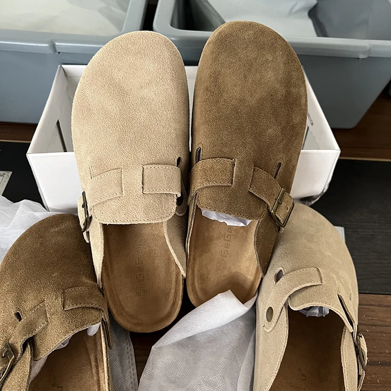 2022 New Women\'s Closed Toe Slippers Cow Suede Leather Clogs Sandals For Women Retro Fashion Beige Garden Mule Clog Slides Girls