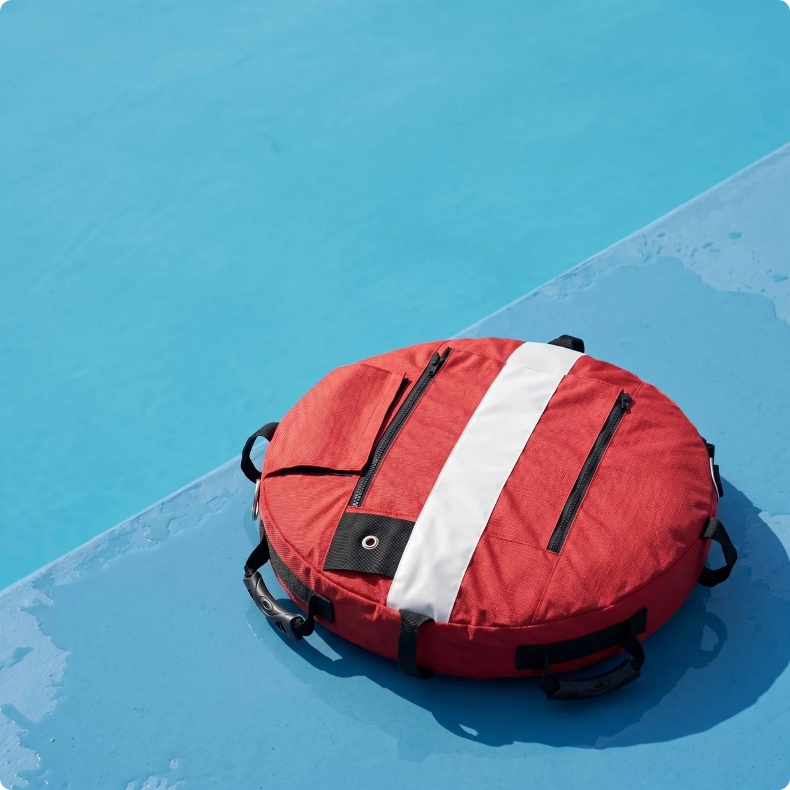 Inflatable Buoy with Flag Sturdy Inflatable Buoy Buoy Marker Tear-Resistant-Resistant Braided for First Responders, Water Rescue