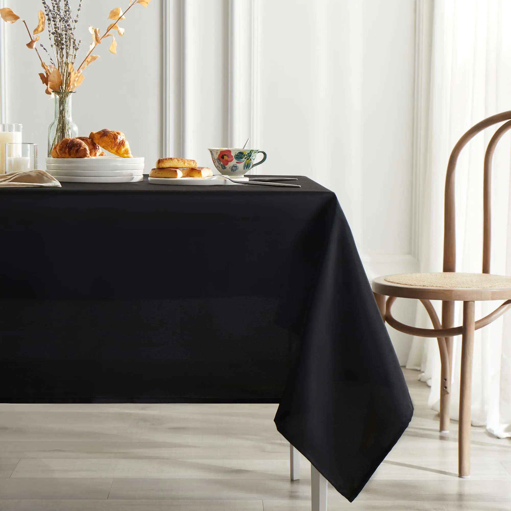 Tablecloth Black Tablecloths Stain-Wrinkle Resistant Washable Polyester Tablecloths for Holiday, Buffet Parties,and Wedding